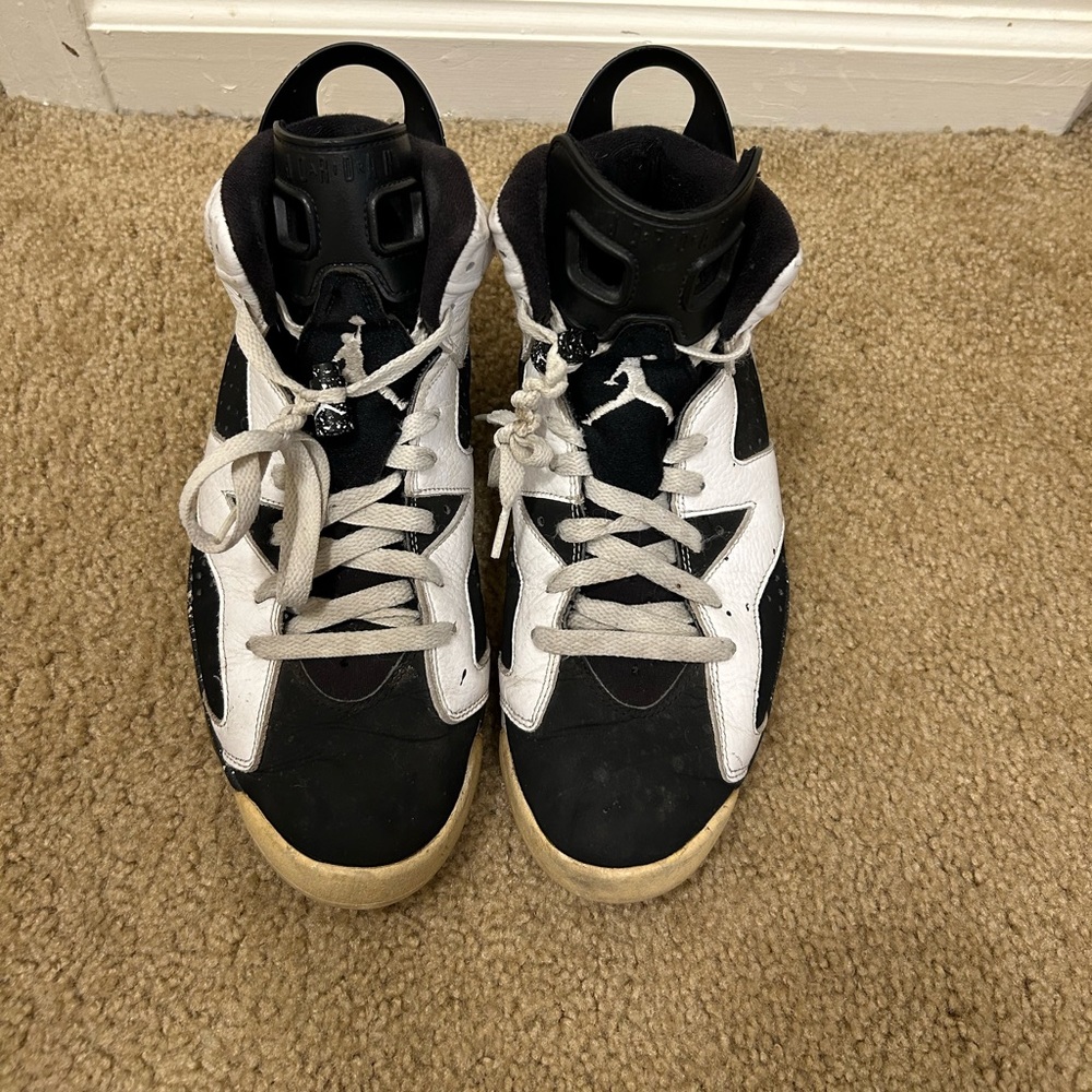 Air Jordan Retro 6 Oreos Size 9 Men’s